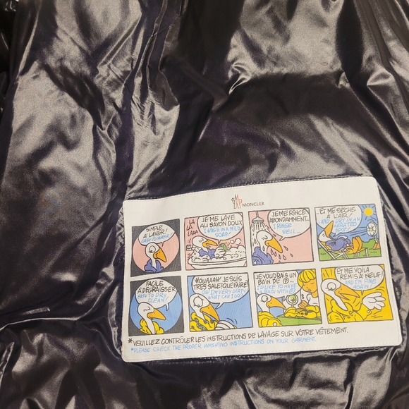 Moncler hooded puffer SZ 4 (L) like New - Picture 5 of 12